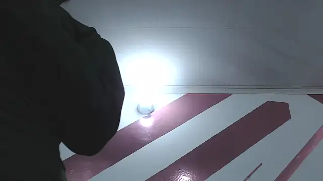 Snapshot of Kitten_Hot_ chatting on 12/14/25, 09:30 Kitten Hot online show from 12/14/25, 09:30