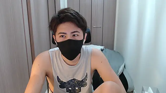 Snapshot of ryota_kkk chatting on 02/01/25, 01:41 ryota kkk online show from 02/01/25, 01:41