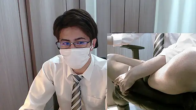 Snapshot of ryota_kkk chatting on 09/25/25, 02:10 ryota kkk online show from 09/25/25, 02:10