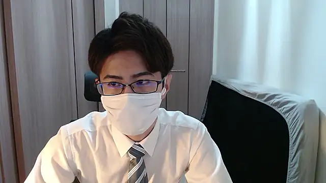 Snapshot of ryota_kkk chatting on 10/14/25, 01:01 ryota kkk online show from 10/14/25, 01:01