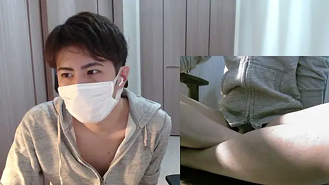 Snapshot of ryota_kkk chatting on 02/20/26, 11:32 ryota kkk online show from 02/20/26, 11:32