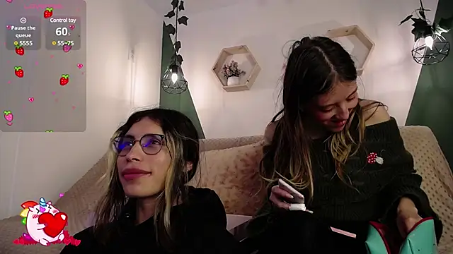 BRIAR AND BLAIR online show from 01/04/25, 01:42