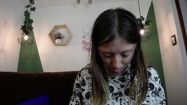 BRIAR AND BLAIR online show from 02/13/25, 02:09