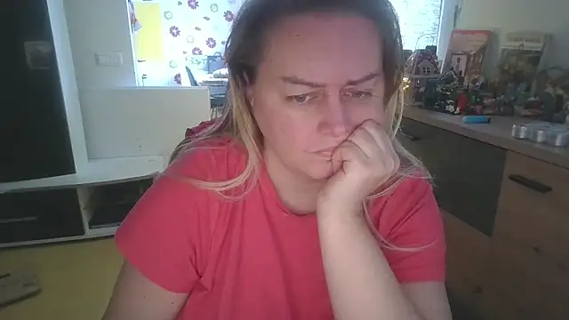 Snapshot of Meliss_Official9 chatting on 01/10/26, 07:54 Meliss Official9 online show from 01/10/26, 07:54