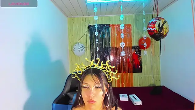 Catalehia Milk online show from 10/30/25, 09:48