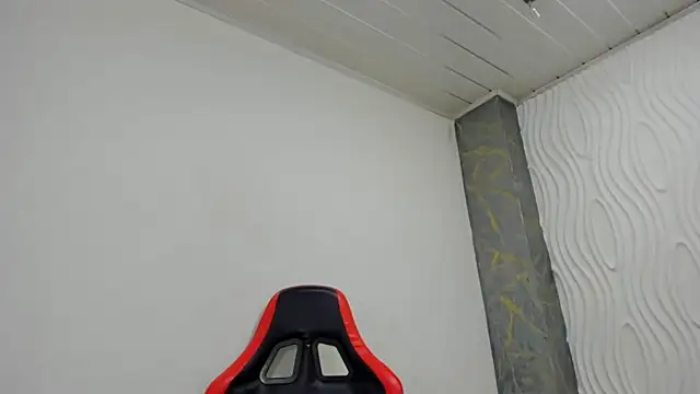 Catalehia Milk online show from 11/12/25, 08:52