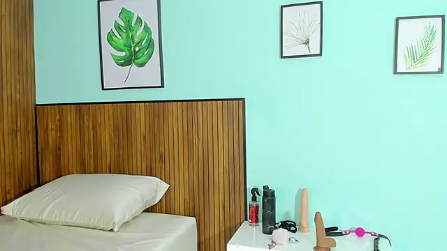 curvy rousi online show from 03/11/25, 02:40