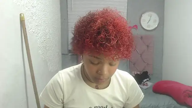 vainillaplaypussy online show from 02/05/25, 01:22