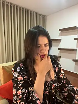 Alice Biel online show from 01/04/25, 12:05