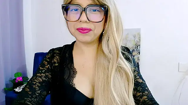 Snapshot of cielitos chatting on 09/22/25, 06:54 cielitos online show from 09/22/25, 06:54