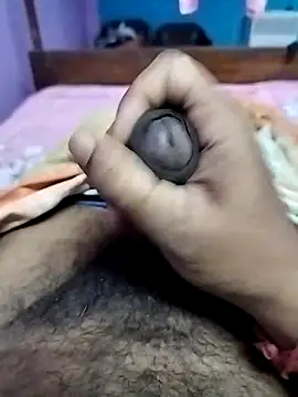 Snapshot of dick_01728 chatting on 10/29/25, 09:05 dick 01728 online show from 10/29/25, 09:05