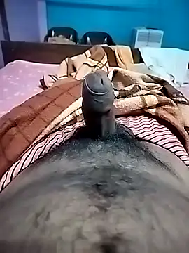 Snapshot of dick_01728 chatting on 11/06/25, 05:47 dick 01728 online show from 11/06/25, 05:47