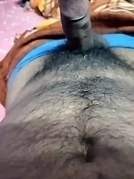 Snapshot of dick_01728 chatting on 11/14/25, 08:07 dick 01728 online show from 11/14/25, 08:07