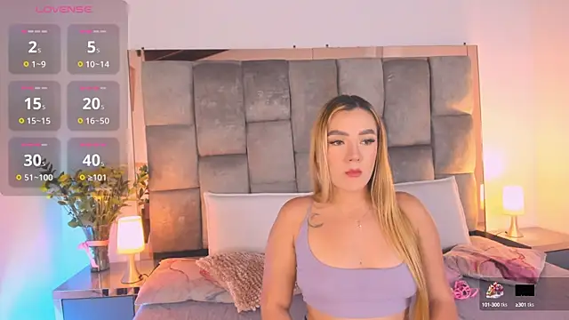 Sofi Vasquez online show from 09/22/25, 08:33