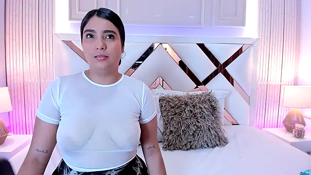 Snapshot of madeleine2112 chatting on 09/11/25, 05:40 madeleine2112 online show from 09/11/25, 05:40