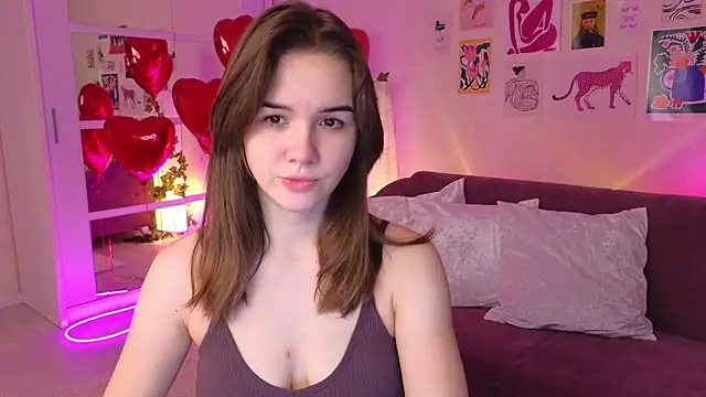 LindaRobertz online show from 02/12/25, 06:08