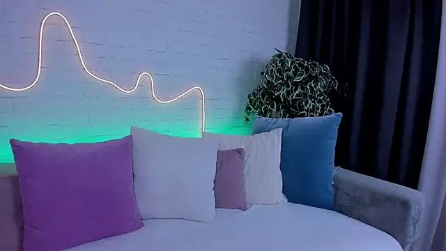 rossy babe  online show from 12/02/25, 11:45