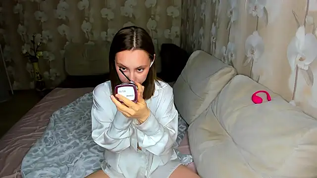 Snapshot of MelodyOfLovee chatting on 04/23/26, 12:45 MelodyOfLovee online show from 04/23/26, 12:45