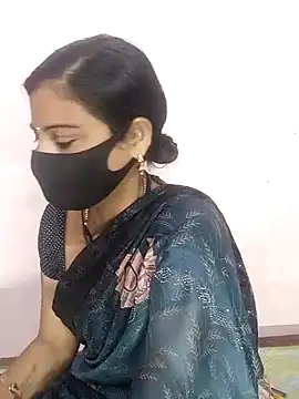 Snapshot of pujabhabi51 chatting on 01/25/25, 05:30 pujabhabi51 online show from 01/25/25, 05:30