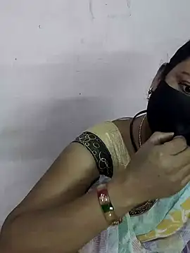 Snapshot of pujabhabi51 chatting on 02/04/25, 08:38 pujabhabi51 online show from 02/04/25, 08:38