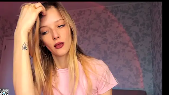 Evvie Summn1 online show from 11/23/25, 06:46