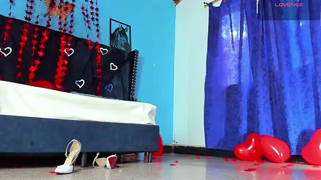 MAISE HILL1 online show from 02/14/25, 06:19