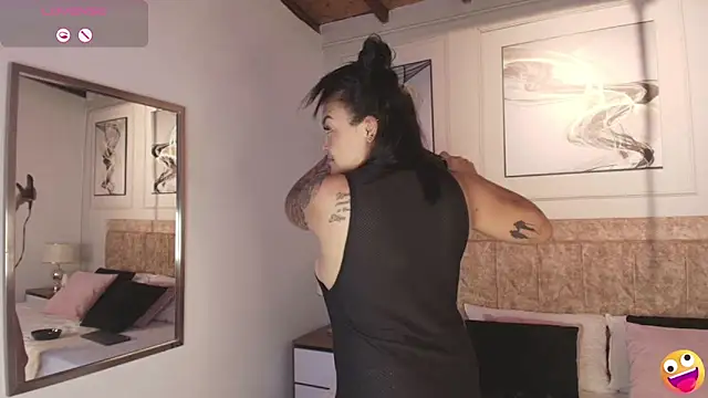 lyn adamns online show from 01/31/25, 07:51