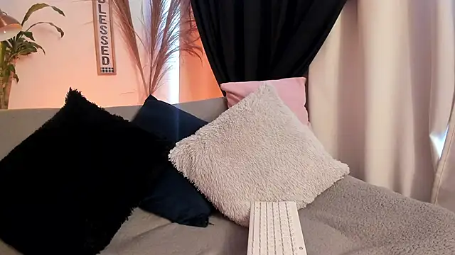 Serenity Day online show from 01/17/26, 03:06