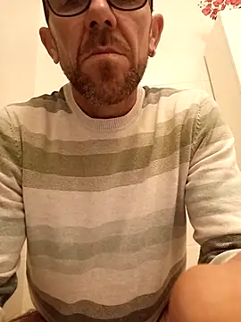 jonyfree1978 online show from 10/26/25, 10:04