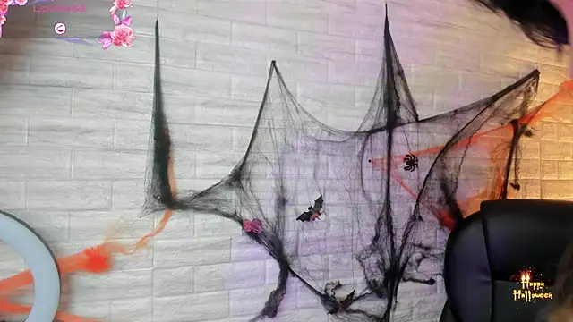 Snapshot of alice__tylor chatting on 10/29/25, 09:33 alice tylor online show from 10/29/25, 09:33