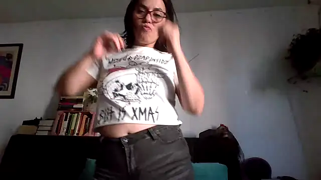 Tiramisu89 online show from 11/13/25, 10:08