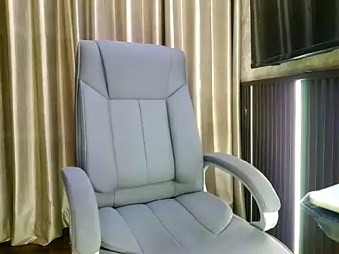 Snapshot of fabdemira chatting on 10/03/25, 03:31 fabdemira online show from 10/03/25, 03:31