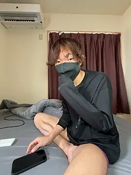 Snapshot of UKI06 chatting on 04/09/26, 06:13 UKI06 online show from 04/09/26, 06:13