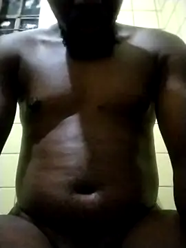 Snapshot of Polygamist chatting on 09/15/25, 06:08 Polygamist online show from 09/15/25, 06:08