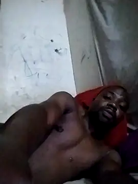 Snapshot of Polygamist chatting on 10/07/25, 07:22 Polygamist online show from 10/07/25, 07:22