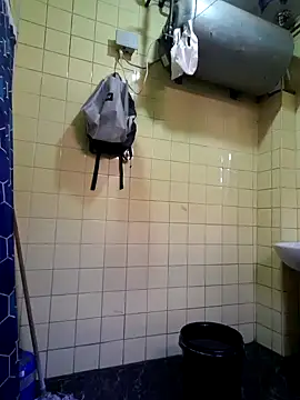 Snapshot of Polygamist chatting on 03/29/26, 07:19 Polygamist online show from 03/29/26, 07:19