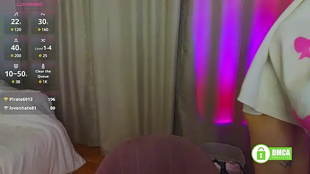 Hello Vivienne online show from 03/13/25, 07:17