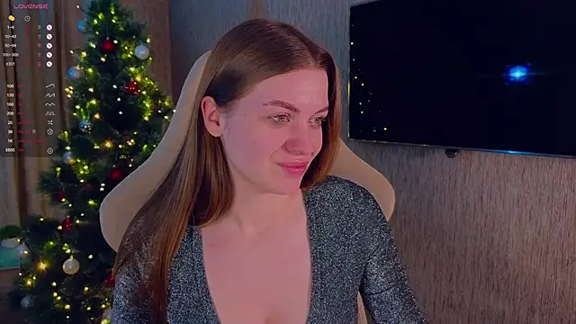 Snapshot of Lovella_Lips chatting on 12/15/24, 04:37 Lovella Lips online show from 12/15/24, 04:37
