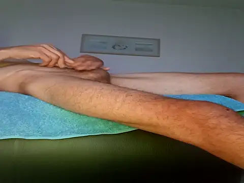 boysexy350 online show from 09/29/25, 03:11