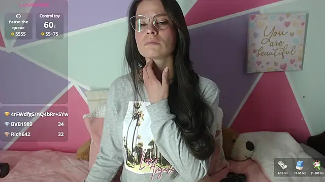 Mily Miley online show from 03/03/25, 10:42