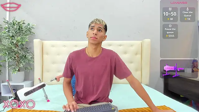 kieran derek online show from 03/23/25, 03:21