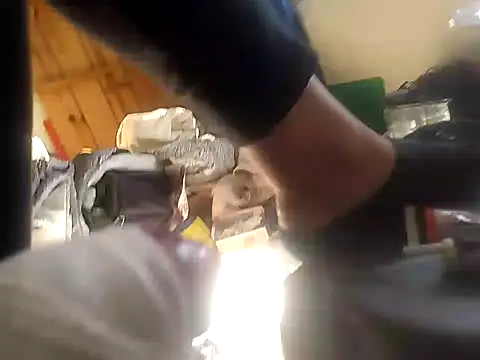 Snapshot of 6MataGarcia chatting on 03/07/25, 10:43 6MataGarcia online show from 03/07/25, 10:43