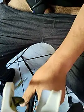 Snapshot of 6MataGarcia chatting on 10/30/25, 11:05 6MataGarcia online show from 10/30/25, 11:05