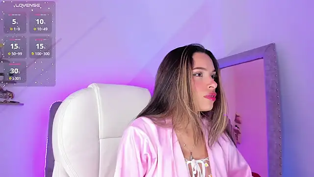 Marilyn rouse  online show from 12/15/24, 06:18