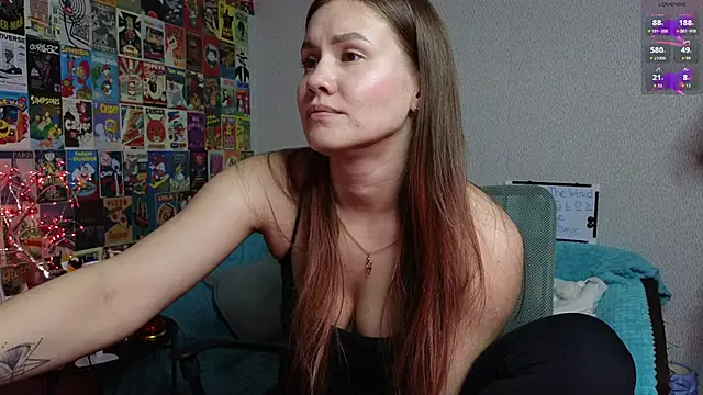 Snapshot of LittleLeen chatting on 10/22/25, 03:45 LittleLeen online show from 10/22/25, 03:45