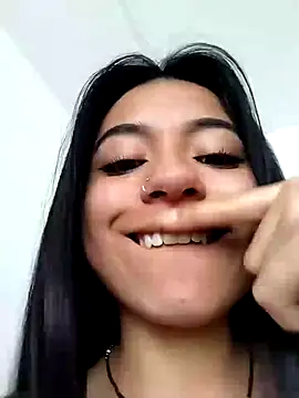 Snapshot of Gabby_and_Alice chatting on 02/12/25, 04:55 Gabby and Alice online show from 02/12/25, 04:55