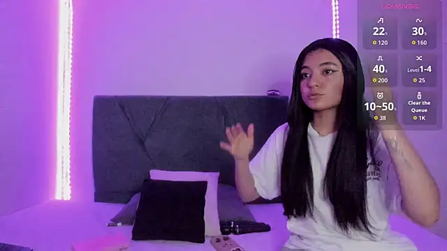 Snapshot of Gabby_and_Alice chatting on 10/12/25, 05:01 Gabby and Alice online show from 10/12/25, 05:01