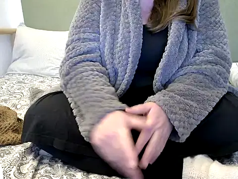 MarthaBriest online show from 10/18/25, 08:26