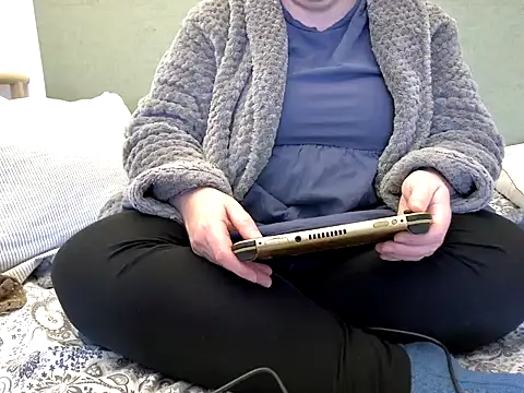 MarthaBriest online show from 11/15/25, 08:55