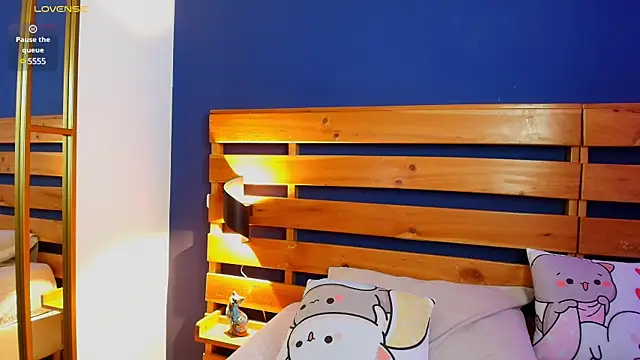 stefania lerner online show from 01/23/25, 03:32